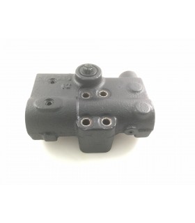 1700565 - Adapter Flange SAE B Series 45 Frame E