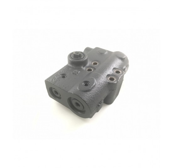 1700565 - Adapter Flange SAE B Series 45 Frame E