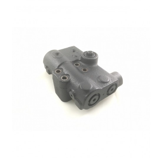 1700565 - Adapter Flange SAE B Series 45 Frame E