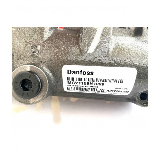 8202M0HS-A - Hydraulic Displacement Control (HDC) Series 90/100PV